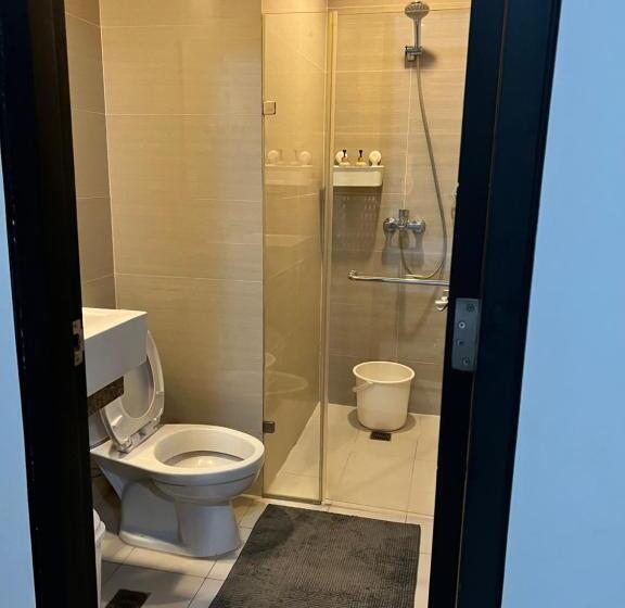 Hotelli J@j Spacious