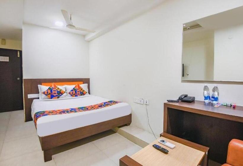 Hotel Leela Grand Inn