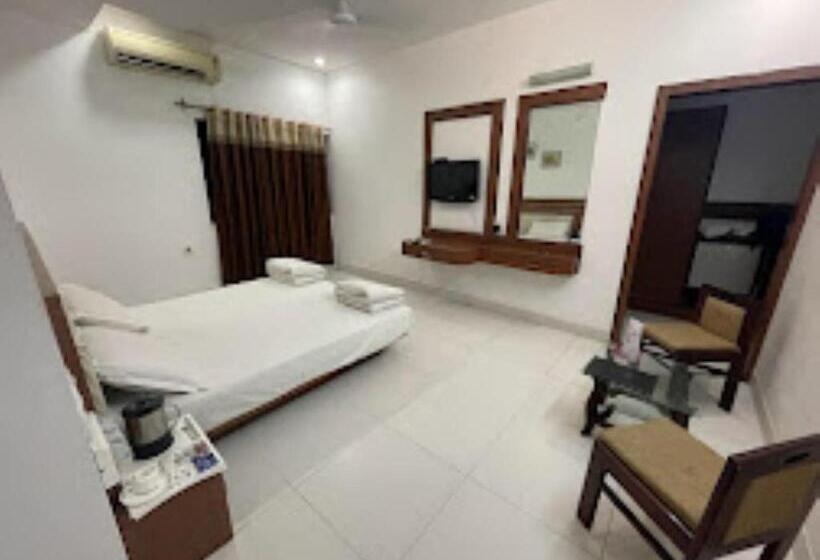 فندق Mpt Tapti Retreat, Burhanpur