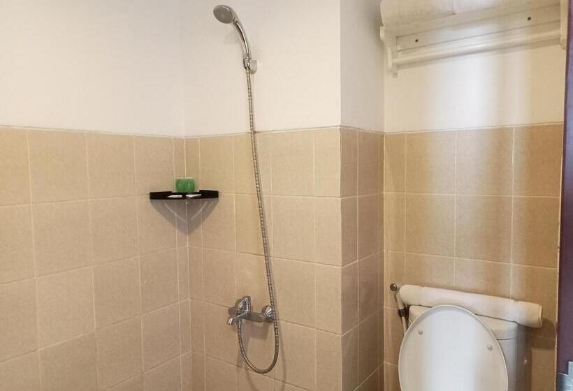 Hotel Pillo At Kaliana Apartment