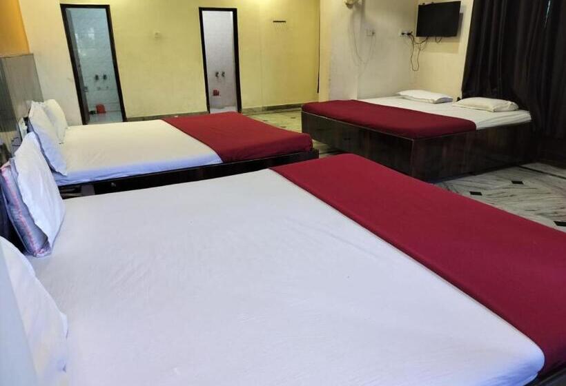 בית מלון כפרי Sachidanand