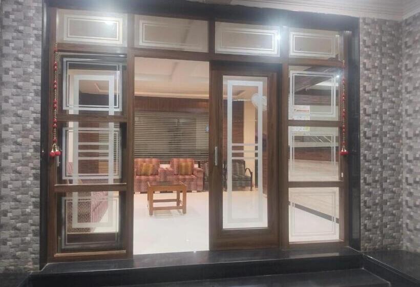 בית מלון כפרי Sachidanand