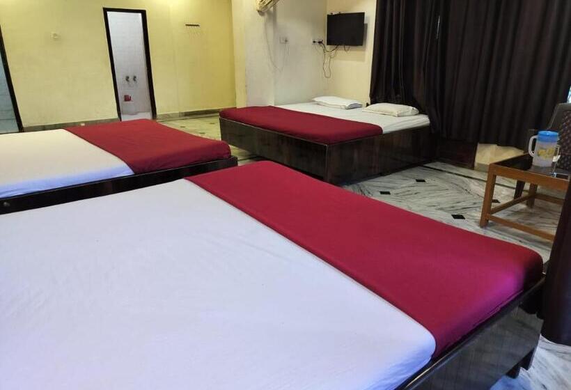 בית מלון כפרי Sachidanand