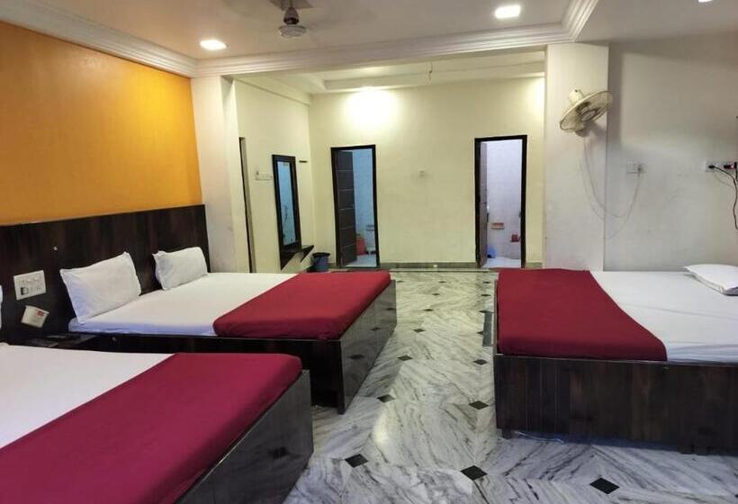 בית מלון כפרי Sachidanand