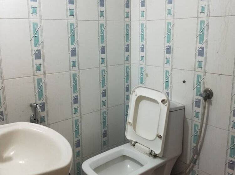 בית מלון כפרי Thakur Jii Bhopal