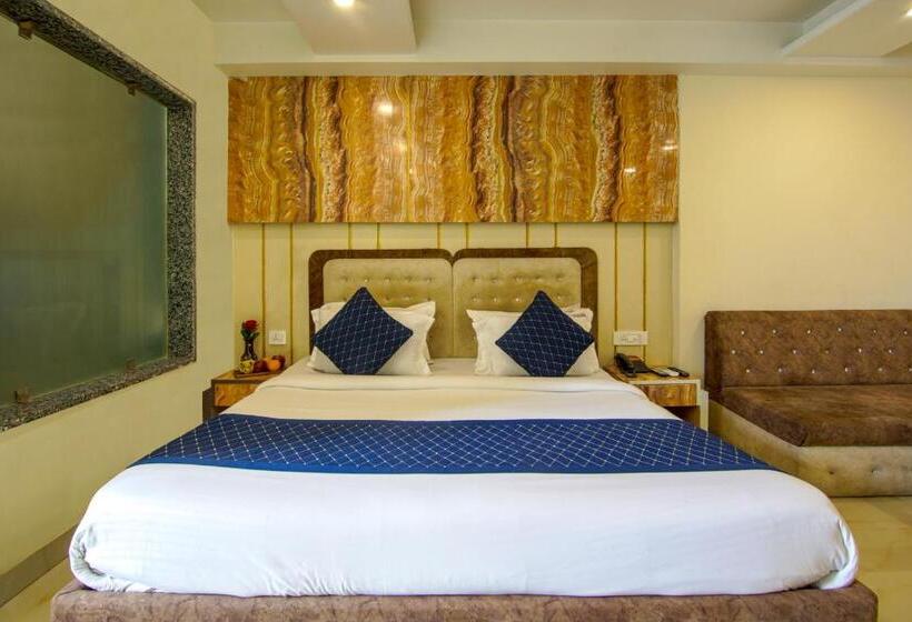 בית מלון כפרי The Rasa At Vasundhara