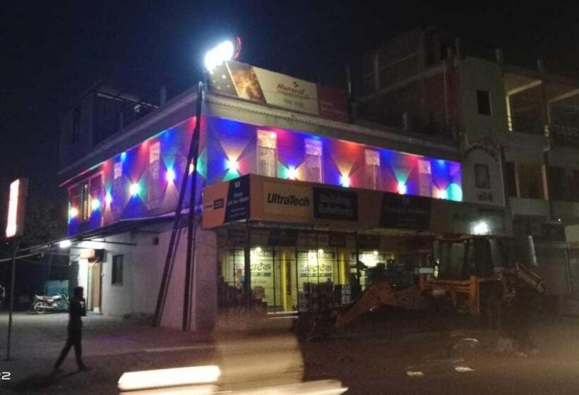 Oyo Hotel Sarkar Inn