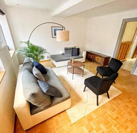 پانسیون Chambre Super Broussard