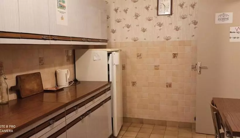 ペンション Etablissement Commun Avec Chambre Privé Tranquille Avec Jardin A 10 Min A Pied De La Gare De Fleury