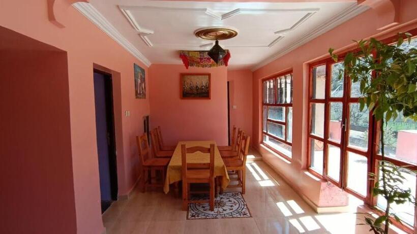 Pension (Hôtel basse catégorie) Gite Tamounte