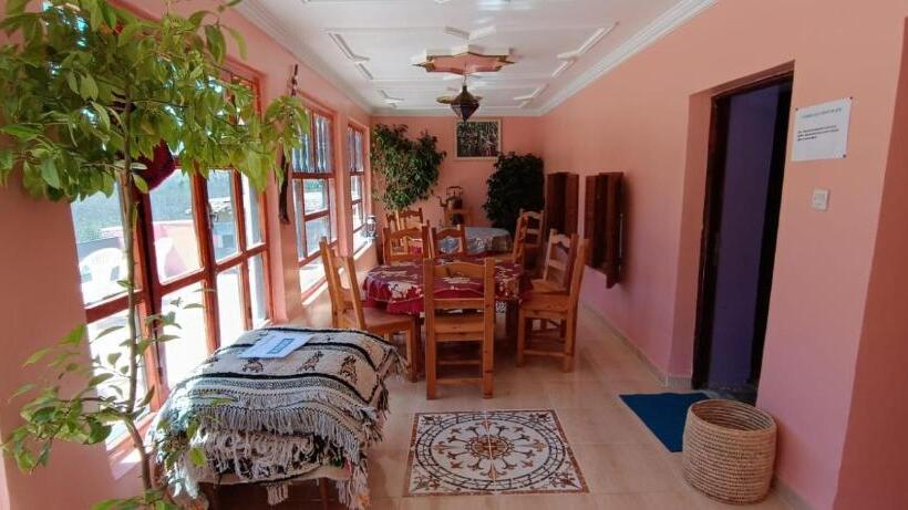 Pension (Hôtel basse catégorie) Gite Tamounte