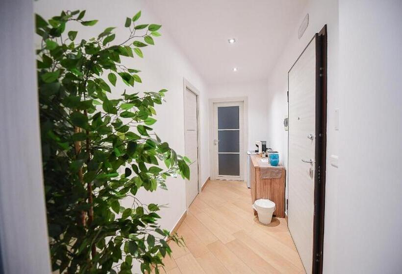 پانسیون Karol Bari Airport