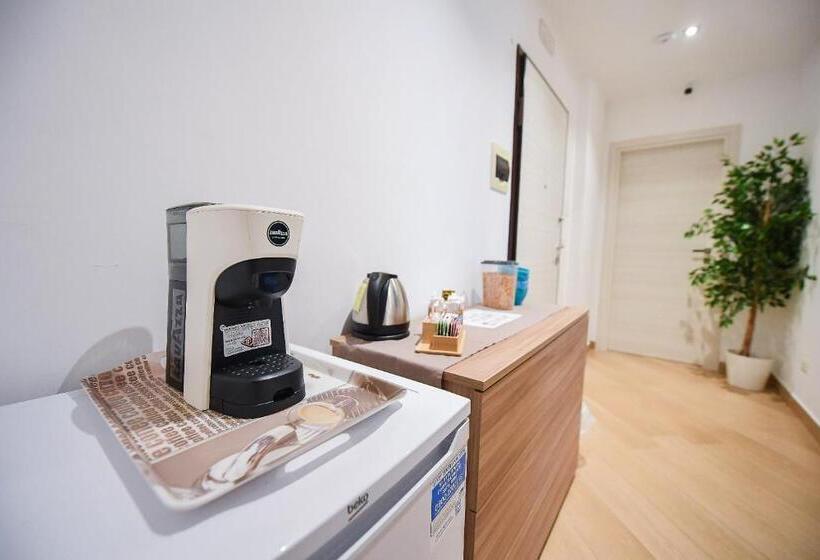 پانسیون Karol Bari Airport