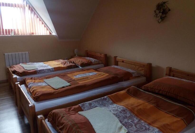 ペンション Penzión Serafín