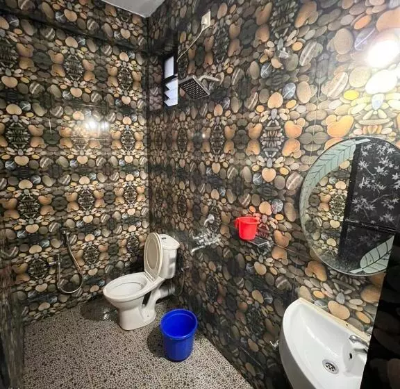 Rainbow Hostel & B&b