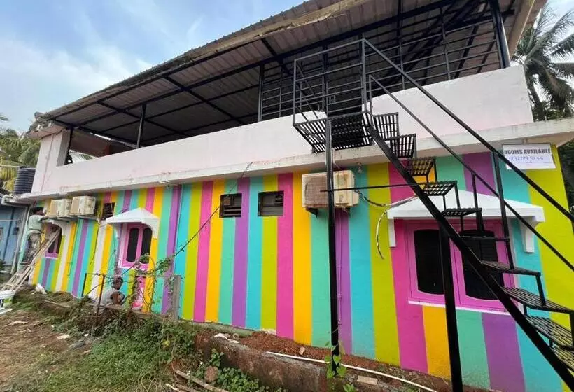 Rainbow Hostel & B&b
