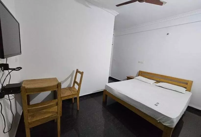 Rainbow Hostel & B&b