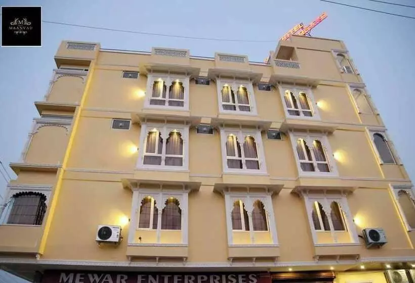 Maanvad Garh   V One Pride By Noww Hotels