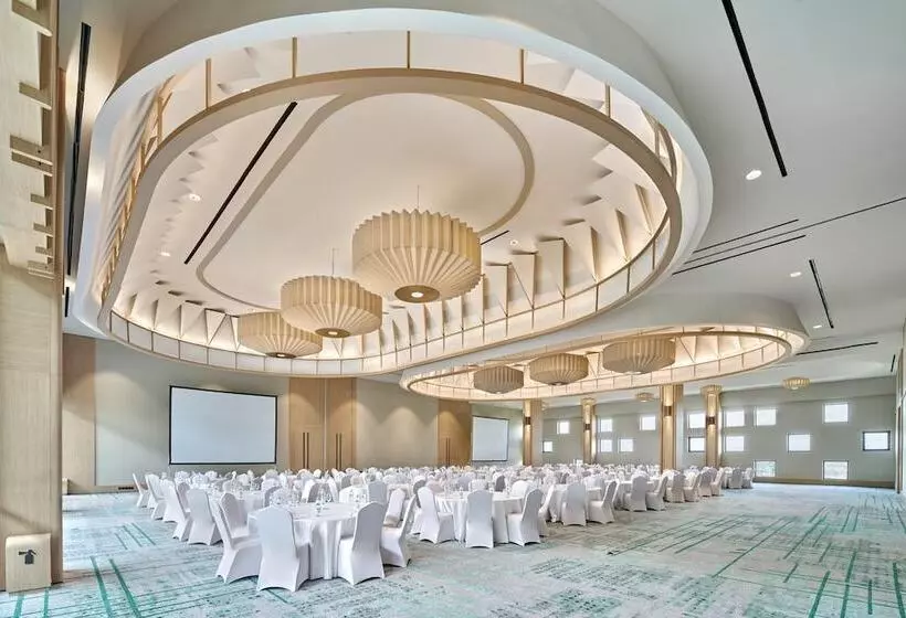 Vivere Hotel, Artotel Curated