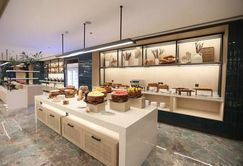 Vivere Hotel, Artotel Curated