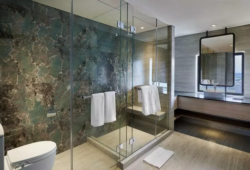 Vivere Hotel, Artotel Curated