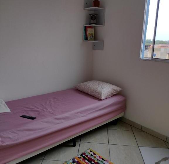 Vandrarhem Quitinete 800 M Da Praia