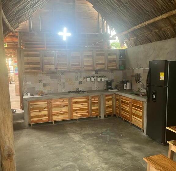 تختخواب و صبحانه Cabaña La Gozadera