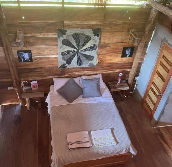 تختخواب و صبحانه Cabaña La Gozadera