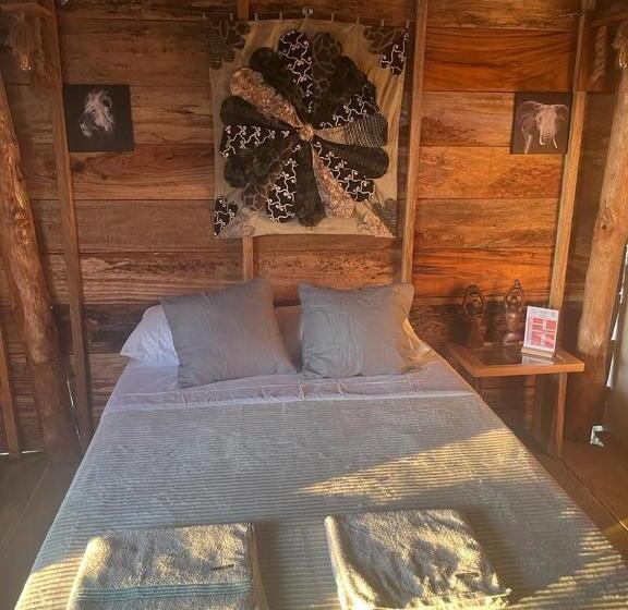 تختخواب و صبحانه Cabaña La Gozadera