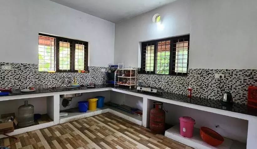 ベッドアンドブレックファースト Marari Johns Homestay  Mararikulam, Alappuzha