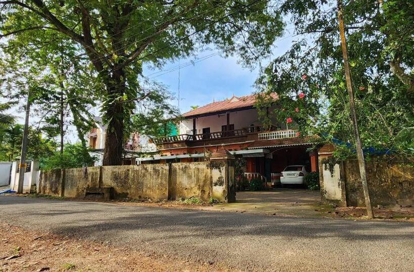 مبيت وإفطار Marari Johns Homestay Mararikulam, Alappuzha