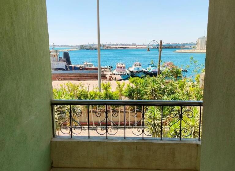 تختخواب و صبحانه Salvatore Rooms With Breakfast