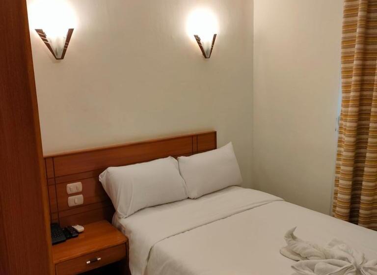 تختخواب و صبحانه Salvatore Rooms With Breakfast