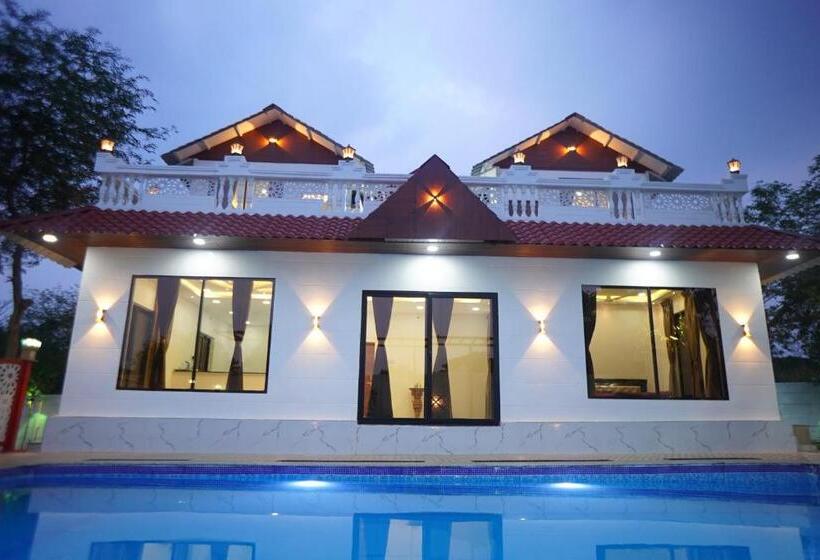 Hotel A To Z Farmhouse