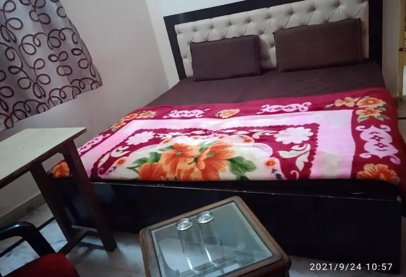 ホテル Alaknanda Inn,srinagar