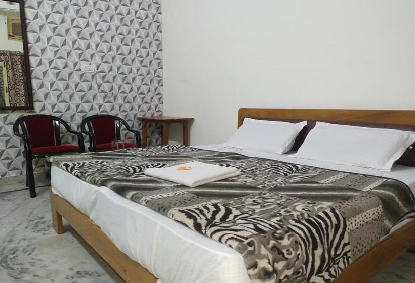 בית מלון כפרי Alaknanda Inn,srinagar