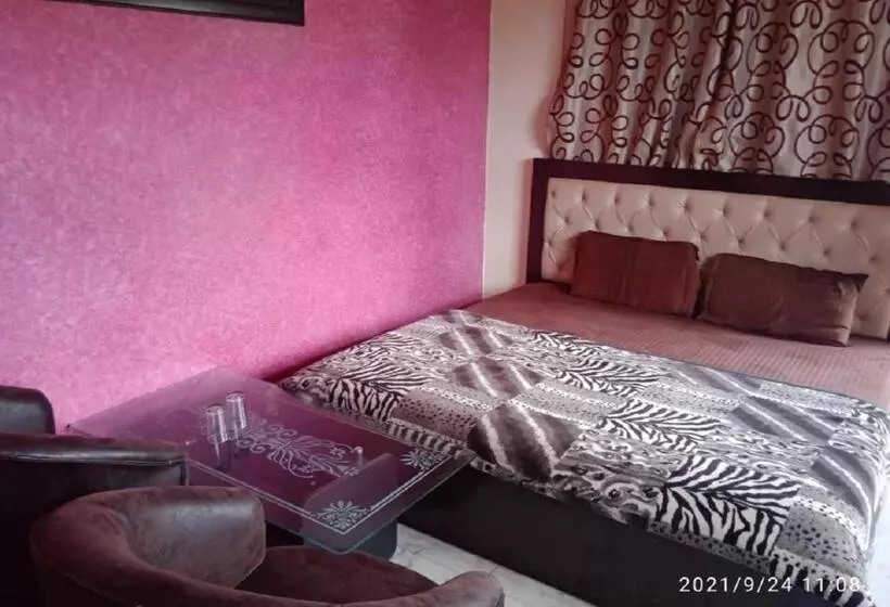 ホテル Alaknanda Inn,srinagar