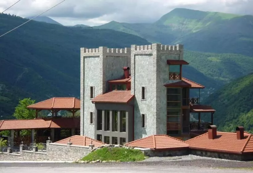 هتل Ananuri