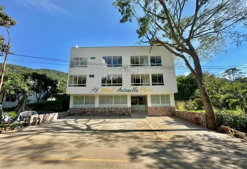 Hotelli Antonella Plaza