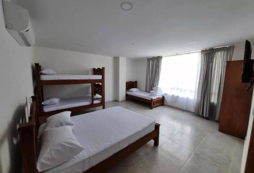 Hotelli Antonella Plaza