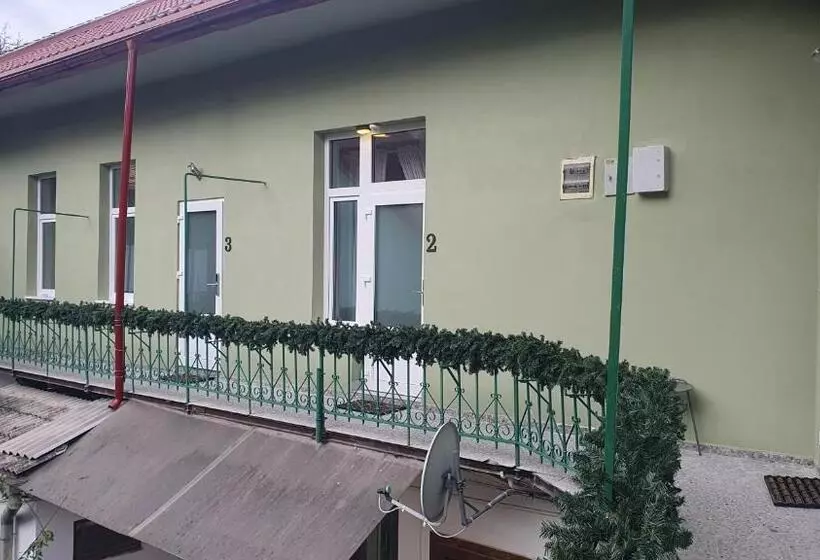 ホテル Casa Basarab Brasov