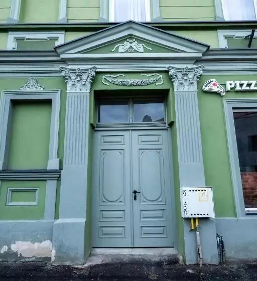 ホテル Casa Basarab Brasov