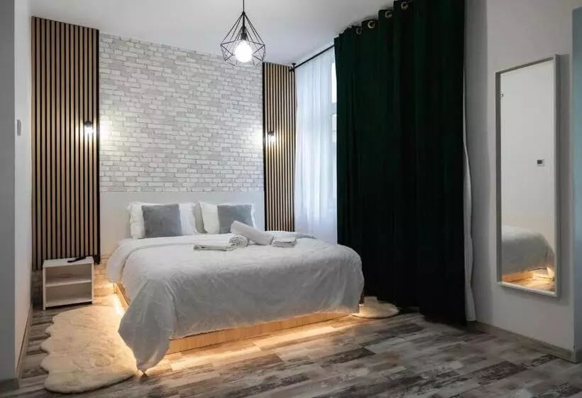 ホテル Casa Basarab Brasov