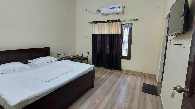 Hotel Collection O Wave Family Restaurant And Guest House