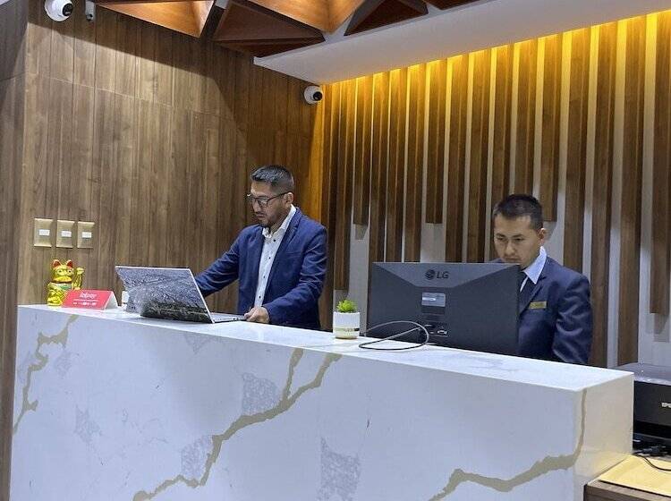 Hotel El Alamo, Ejecutivo Y Spa