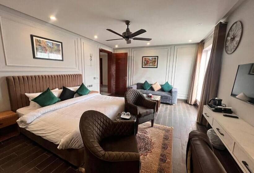 هتل Elegant Executive Suite