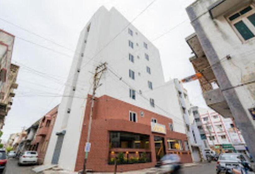 Hotelli Goldstar,rajkot