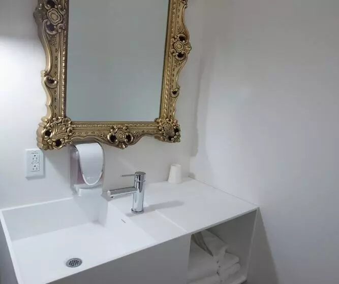 Hotelli Le Saint Crème