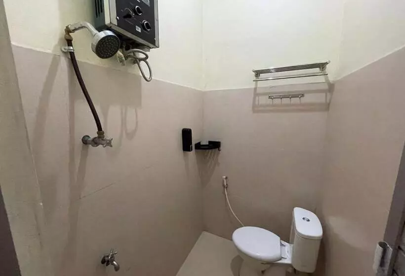 Hotelli Senja Dieng Homestay Syariah Redpartner