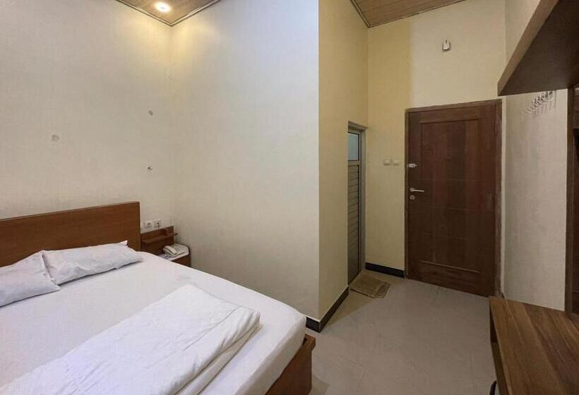 בית מלון כפרי Senja Dieng Homestay Syariah Redpartner